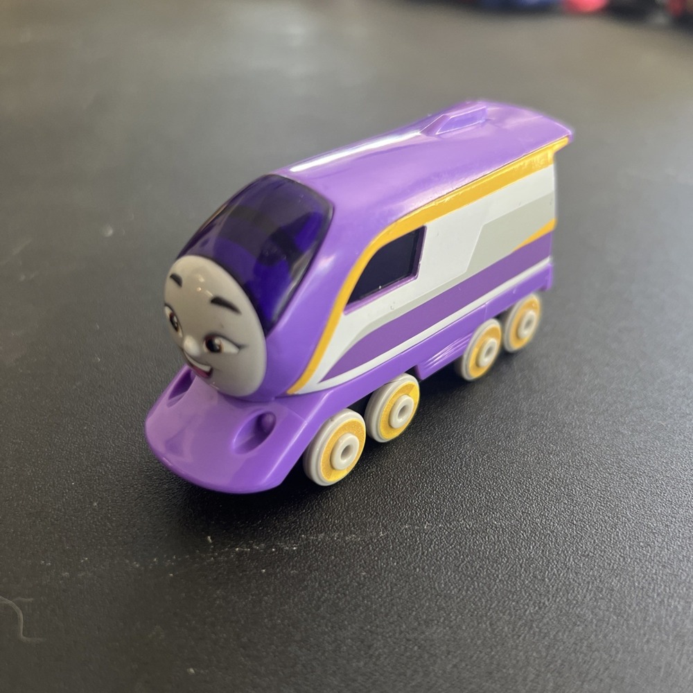 THOMAS & FRIENDS Toy‎ Train, Kana Diecast Metal Engine, Push-Along Multicolor